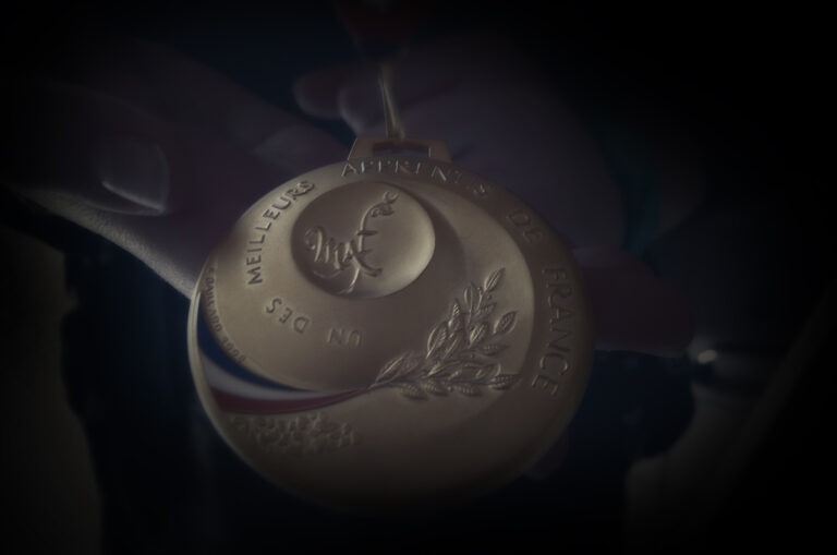 MAF – Meilleure Apprentie de France 2009 – Monture en bronze